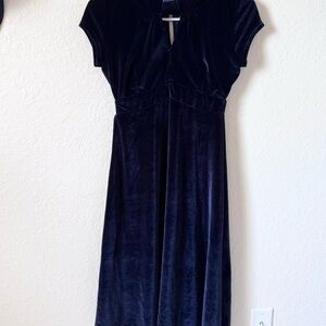 Lindy Bp Velvet Dress